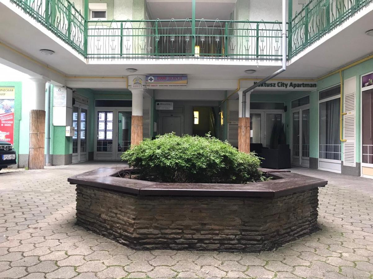 Monro Apartment Heviz Exterior photo
